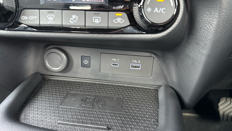 Nissan Juke 1.6 Hybrid N-Connecta 5dr Auto Hybrid Hatchback